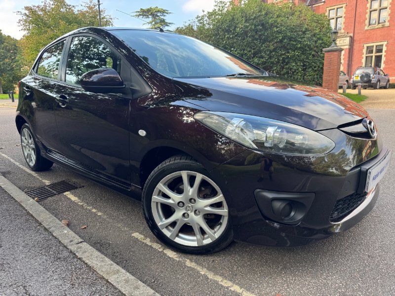 Red Mazda Mazda2 1.3 Tamura Hatchback 5dr Petrol Manual Euro 4 86 ps